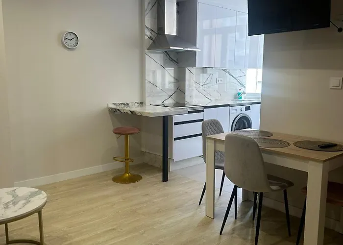 Piso Bedoya Apartmán *