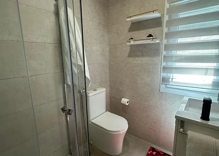 Piso Bedoya * Ourense