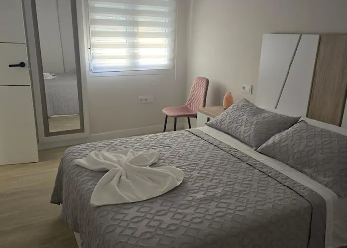 Piso Bedoya Apartmán *